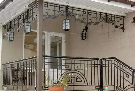 Оформление крыльца в технике холодной ковки Крыльцо из элементов холодной ковки